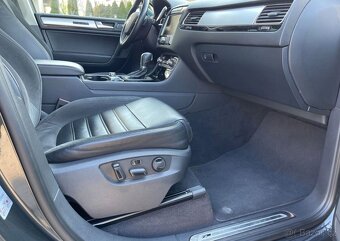 Volkswagen Touareg 3.0 V6 TDI BMT R-Style - 8