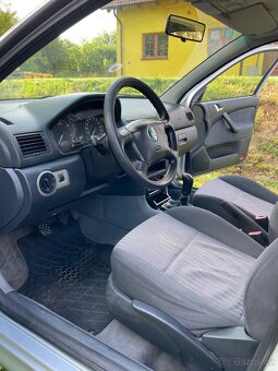 Škoda Octavia 1 1.9 tdi 81 kw 1999 - 8