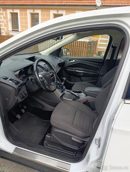 Ford Kuga - 8