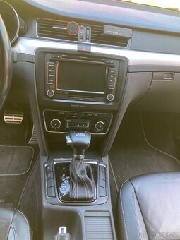Škoda Superb 2.0 TDI 125kw - 8