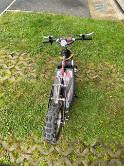 Elektrická koloběžka Nitro XE1000 - 8