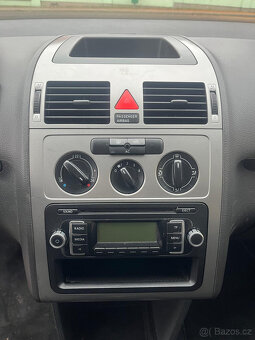 Volkswagen Touran 2.0D EcoFul - 8