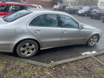 Mercedes w211 270cdi - 8