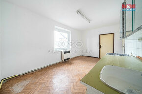 Prodej bytu 1+1, 44 m², Bor, ul. Pražská - 8