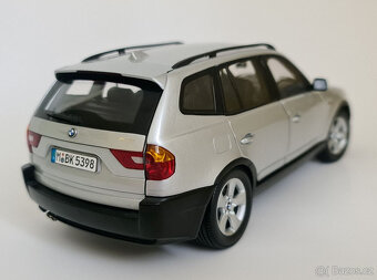 predam bmw x3 1:18 - 8