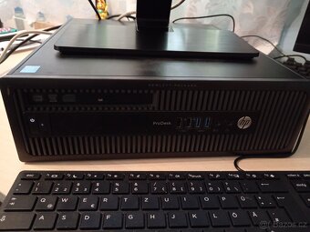 Počítač HP i5 16GB komplet - 8