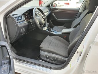 Škoda Superb iV Combi 1.4TSI 160kW DSG Style Matrix Ambient - 8