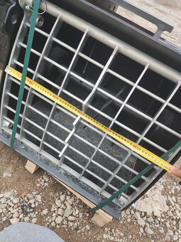 Míchací lopata na beton - 8