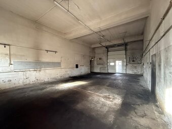 Pronájem nebytových prostor 305m2 - 8