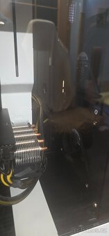 Prodam tento Herni PC Rozjede jakékoliv hry na Fullhd (1080p - 8