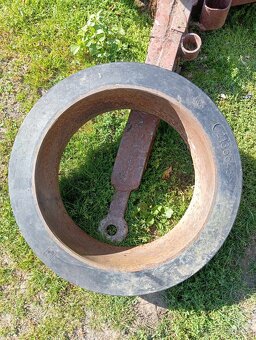 Prodám kola a pásy na vojenskou techniku ww2, - 8