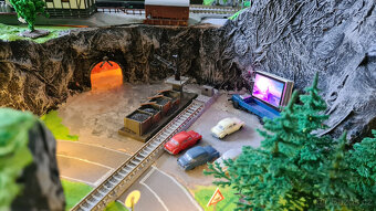 Kolejiště, vláčky, mašinky N - 8