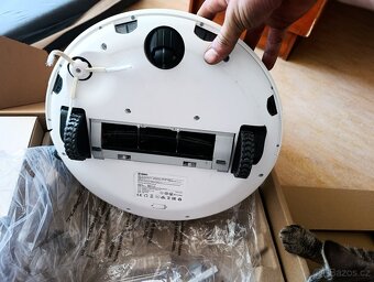 Robotický vysavač - 8