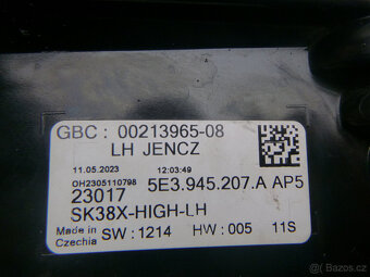 Škoda Octavia IV 4 lampa 5E3945207A lišta - 8