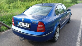 Škoda Superb 2.8 V6 - 8
