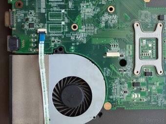 Základní deska Toshiba s chladičem - 8