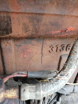 Traktor IHC 644 - 8