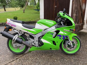 Kawasaki ZX 600 Ninja - 8