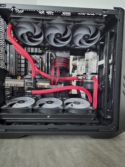 Herní počítač, Custom vodní loop, 7950x Ryzen. 7900XT Radeon - 8