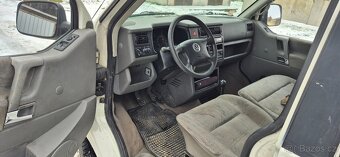 Vw t4 2.5 tdi 75kw caravelle rok 2001 - 8
