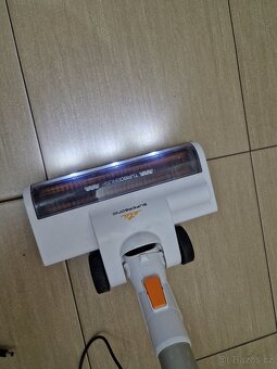 Tyčový vysavač ETA Supersonic 1231 - A - 8