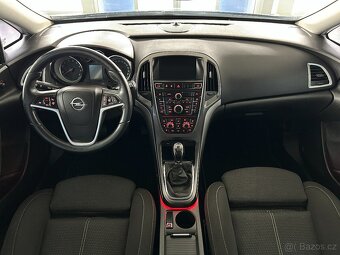 Opel Astra J 1.6 TURBO,ČR,SERVISKA,2.MAJ - 8