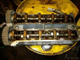 Prodám hlavu válců Ford 1.4 16v - 8