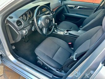 Mercedes-Benz Třídy C,  200 CDI 7-GTRONIC Bi-Xenony - 8