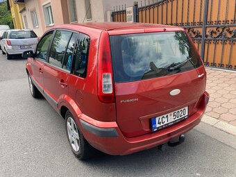 Ford Fusion 1.4 benzin 59 KW. Rok 2009. Najeto 168 tis.km - 8