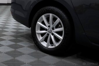 Volkswagen Golf 7 Variant 1.2TSI 81kW REZERVOVÁNO - 8