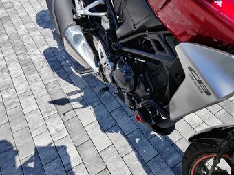 Honda cb 300 r koupeno v ČR - 8