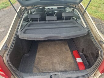 Škoda Octavia 1.9 tdi 77 kw - tempomat - digi klima - - 8