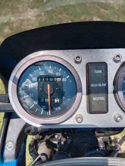 Suzuki DR Big 800 - 8