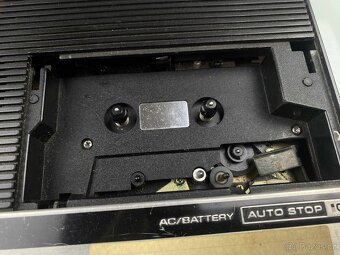 Kazetový přehrávač/rekordér - 8