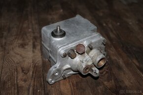 Jawa Special 250 přírubová obal převodovky - 8