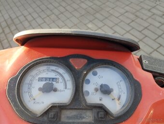 Skútr Via 50 ,4T MP Korado - 8