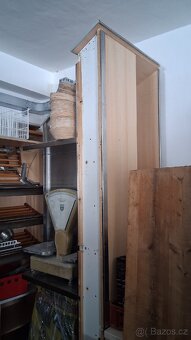 Prodejní regály,chladící vitrína - 8