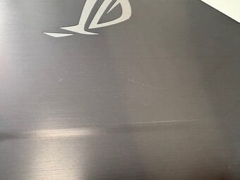 Herní ASUS ROG Strix GL703, i7, 32GB RAM, 3TB - 8