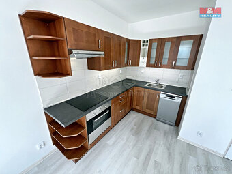 Prodej bytu 1+1, 41 m², Česká Lípa, ul. Brněnská - 8