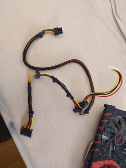 ATX zdroj 700w semimodulární - 8