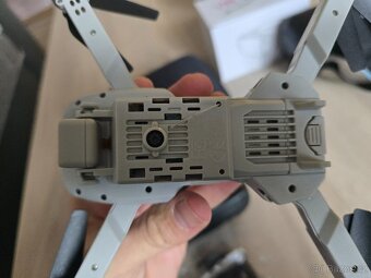 E99 Dron šedý dual kamera + box s příslušenstvím + VR brýle - 8