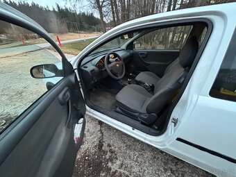 Prodám Opel corsa 1,0i - 8