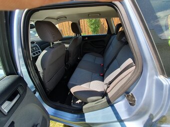 Ford Focus Kombi 1.6i benzín nová stk - 8
