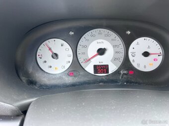 Renault Thalia 1.2 16V - 8