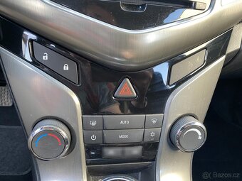 Chevrolet Cruze 1.7 CDTi , 96 kW nafta, 2013 - 8
