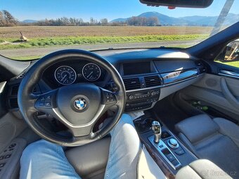 BMW X5 4,8i - 8