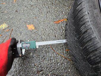 Zimní sada kol pneu Škoda Octavia Altair R19, TPMS - 8