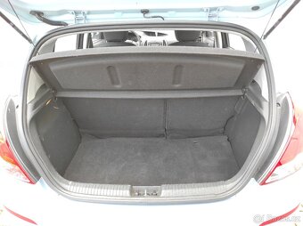 Hyundai i20 1.2 KLIMA TAŽNÉ - 8