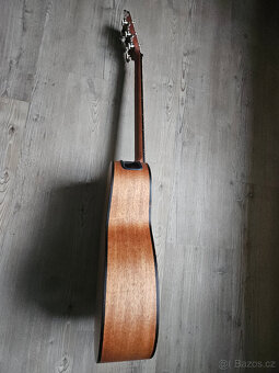 Nová celomasivní cestovní akustická kytara FURCH Little Jane - 8