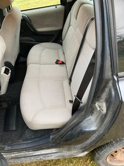 Fiat Stilo 1.9 jtd 85kW - 8